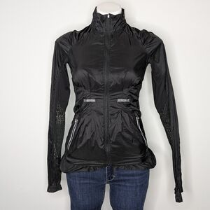 Lululemon Run Wild black lightweight breathable mesh zip up jacket 2